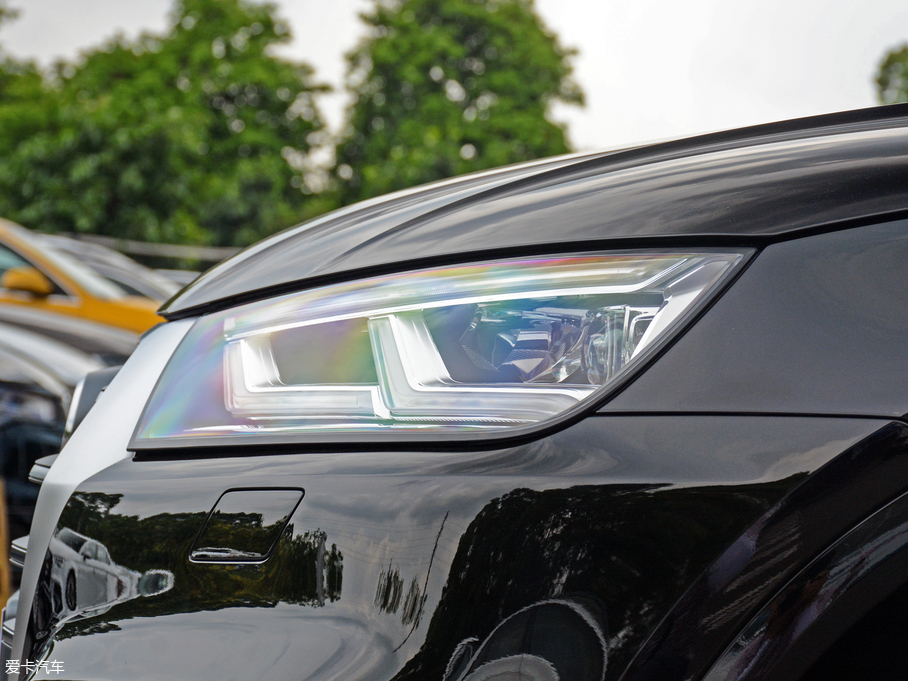 2018WQ5L 40 TFSI sr V