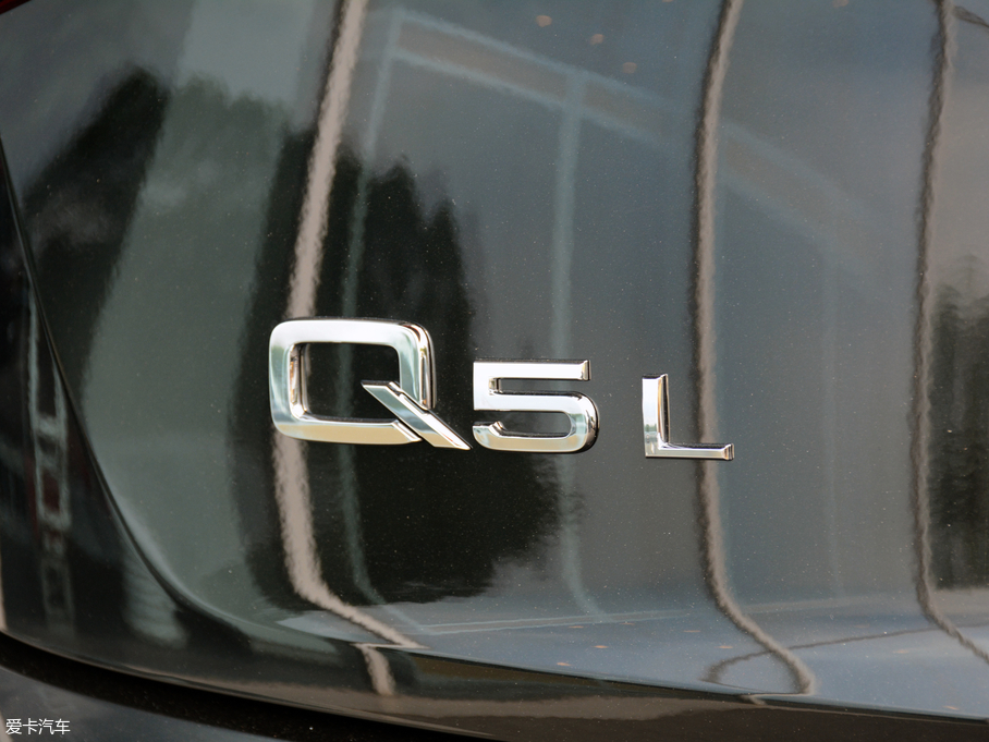 2018WQ5L 40 TFSI sr V