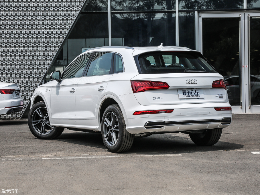 2018µQ5L 45 TFSI ʱ V