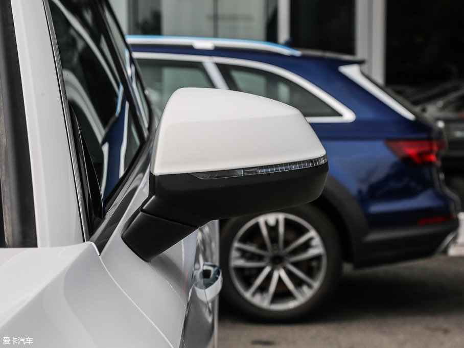 2018WQ5L 45 TFSI r V