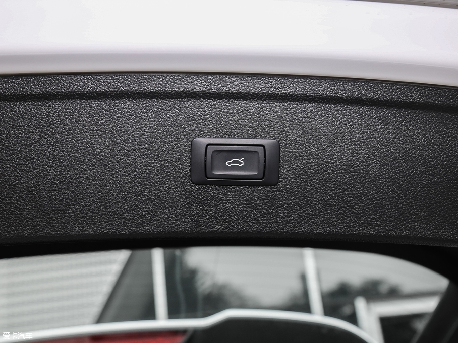 2018WQ5L 45 TFSI r V