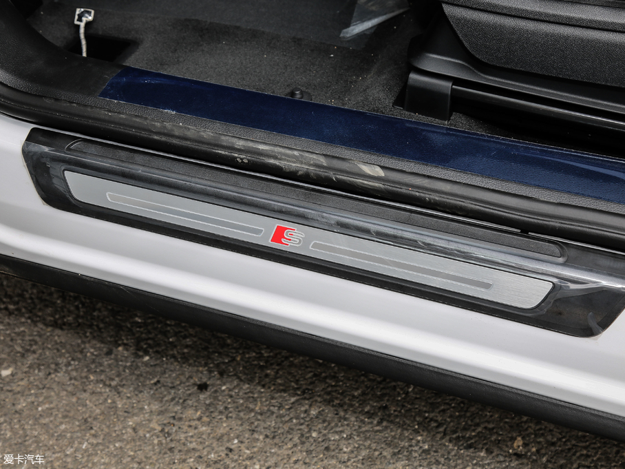 2018WQ5L 45 TFSI r V