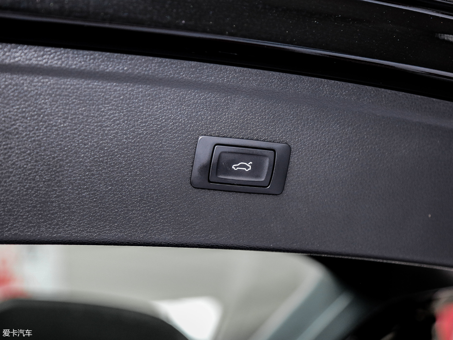 2018WQ5L 45 TFSI r V