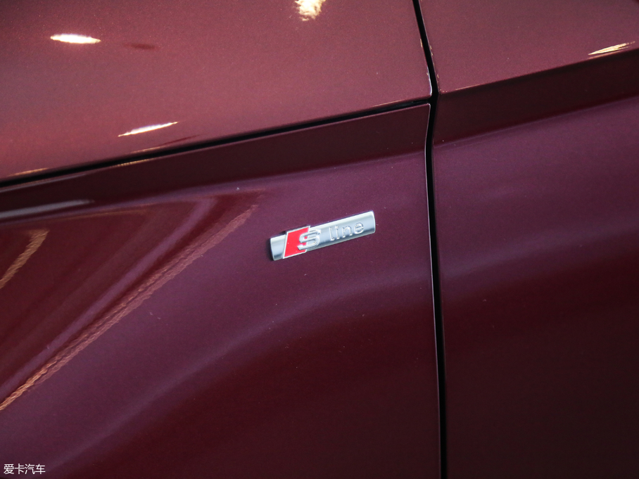 2018?yun)WQ5L 40 TFSI sr(sh) (gu)V