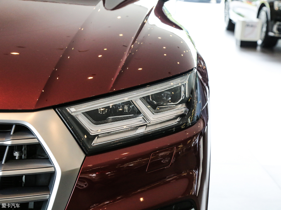 2018WQ5L 40 TFSI sr V