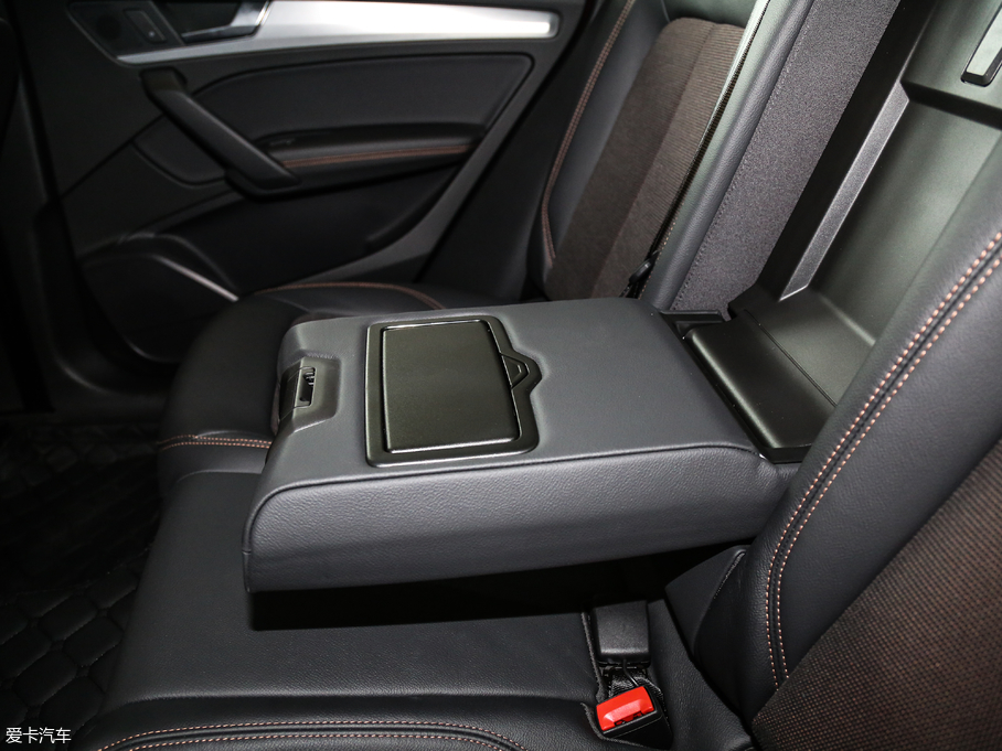 2018WQ5L 40 TFSI sr V