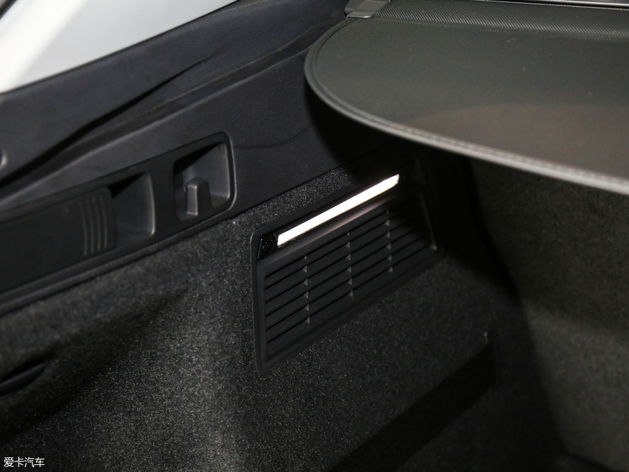 2018WQ5L 40 TFSI sr V