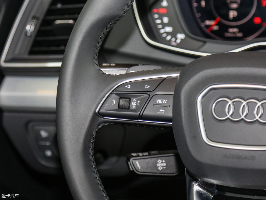 2018WQ5L 40 TFSI sr V