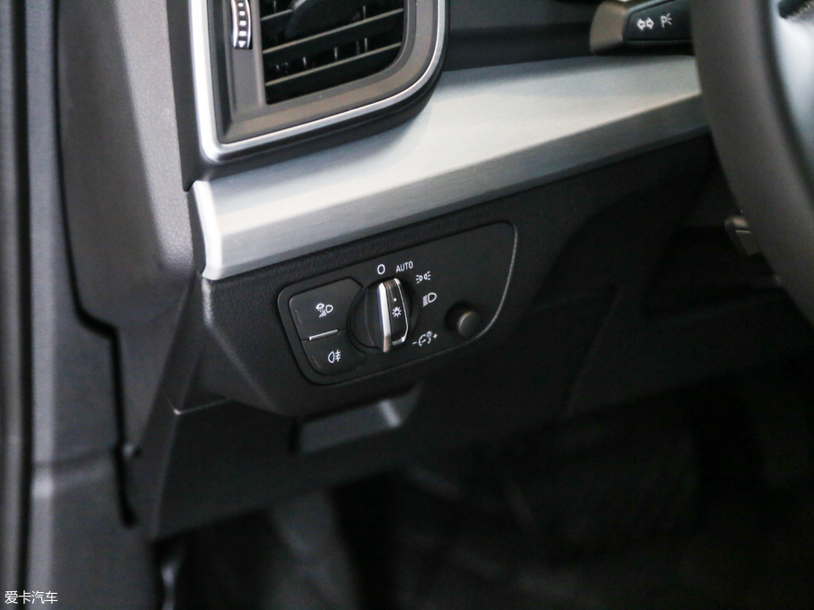 2018WQ5L 40 TFSI sr V