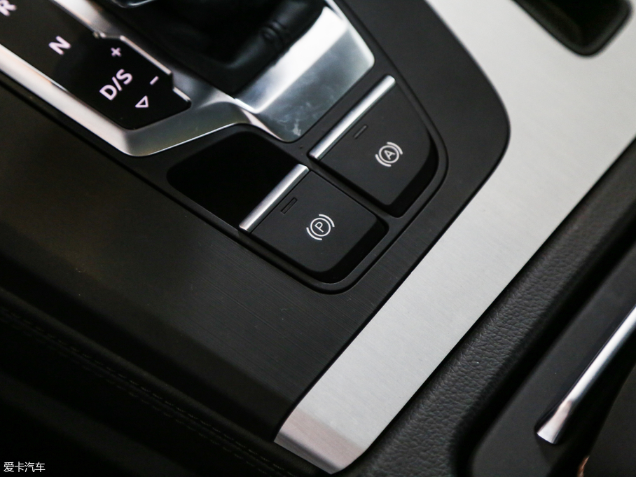 2018WQ5L 40 TFSI sr V