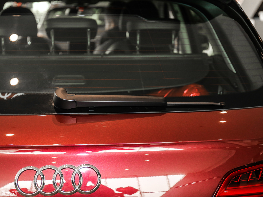 2018?yun)WQ5L 45 TFSI r(sh) V