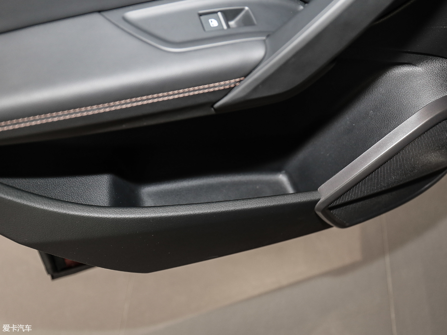 2018WQ5L 45 TFSI r V