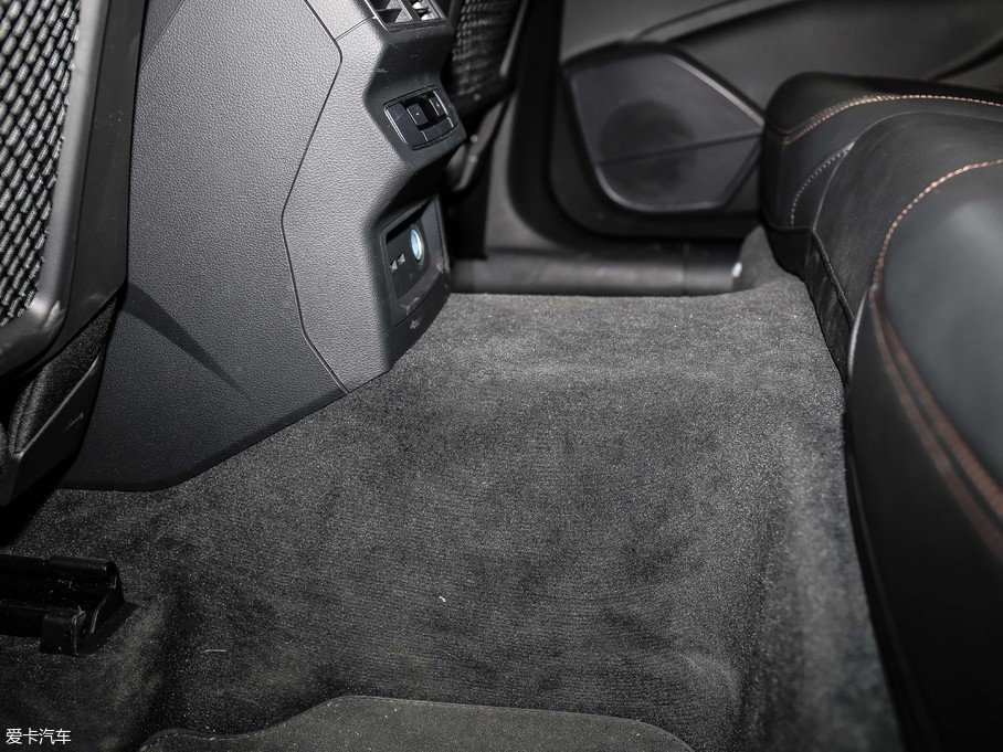 2018WQ5L 45 TFSI r V