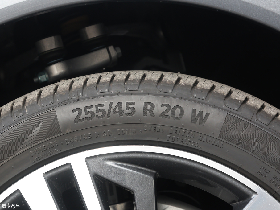 2018WQ5L 45 TFSI A\ VI