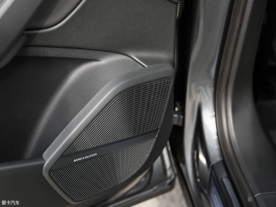 2018WQ5L 45 TFSI A\ VI