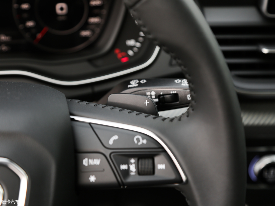 2018WQ5L 45 TFSI A\ VI