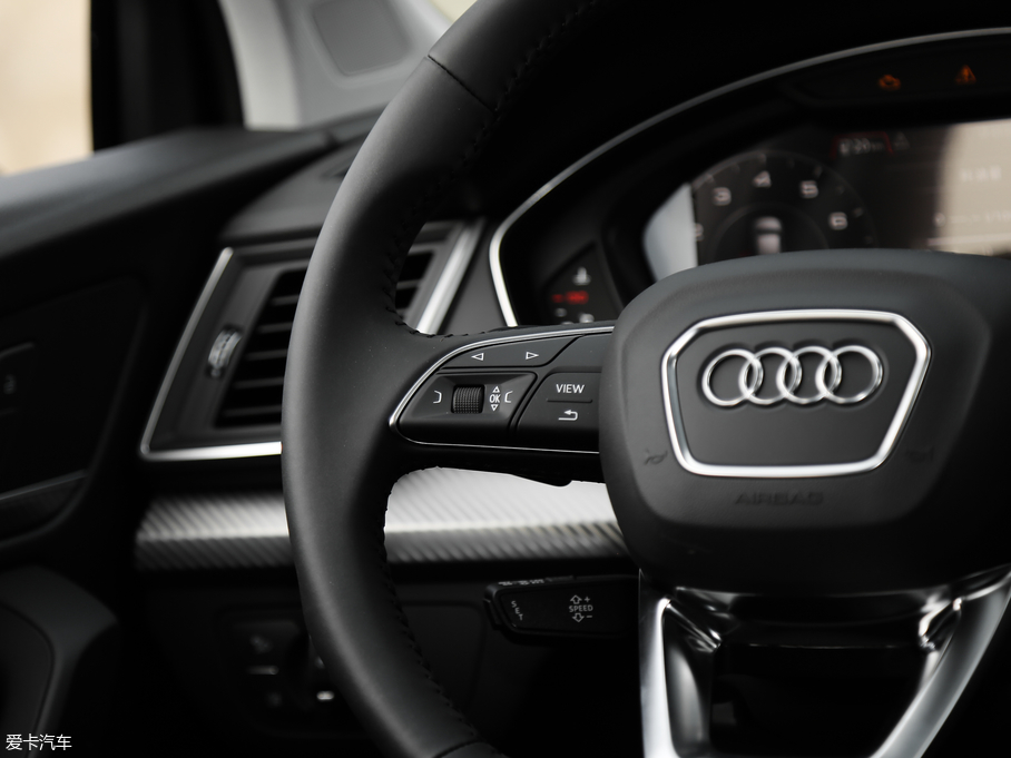 2018WQ5L 45 TFSI A\ VI