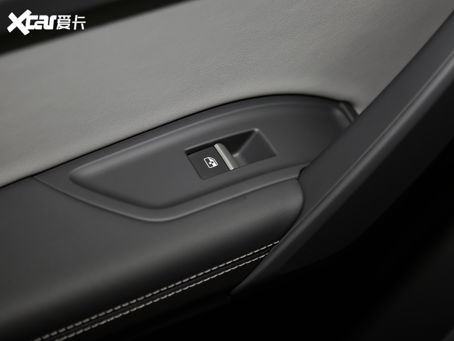 2018WQ5L 40 TFSI sr VI