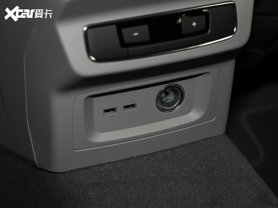 2018WQ5L 40 TFSI sr VI