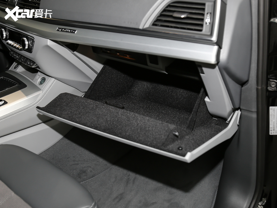 2018WQ5L 40 TFSI sr VI