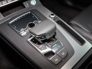 201845 TFSI \ V п؅^(q)