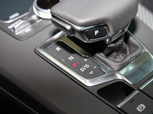 201845 TFSI \ V п؅^