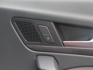 201845 TFSI L V п؅^