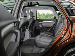 201840 TFSI sr V ſg