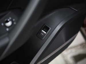 201845 TFSI A\(yn)(dng) V g