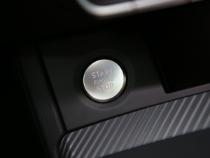 201845 TFSI A\ V п؅^