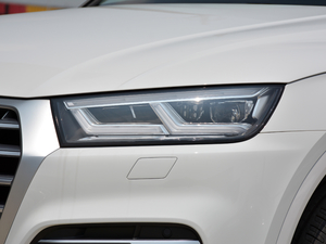 201840 TFSI sr(sh) V (x)(ji)^