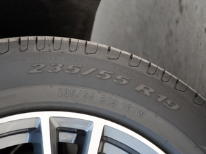 201840 TFSI sr V ݆̥ߴ