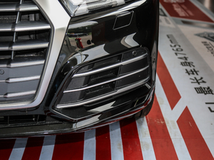 201845 TFSI r V (ji)^