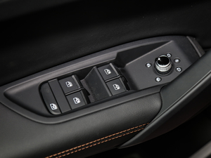 201845 TFSI r V {܇ƅ^	