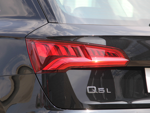 201840 TFSI sMȡ V ^