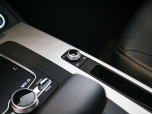 201840 TFSI sr V п؅^