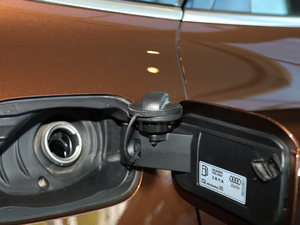 201845 TFSI r(sh) V (x)(ji)^