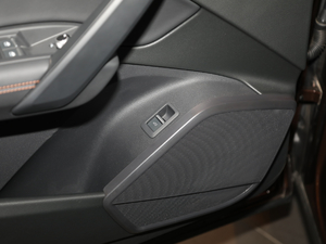 201845 TFSI r(sh) (gu)V п؅^(q)