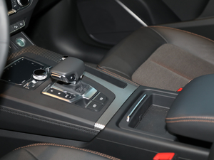 201845 TFSI r(sh) (gu)V п؅^(q)