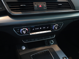 201845 TFSI r V п؅^