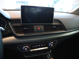 201845 TFSI r V п؅^