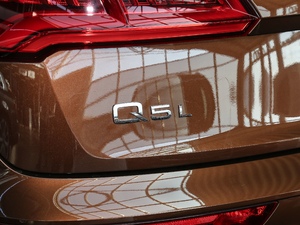 201840 TFSI sMȡ VI ^