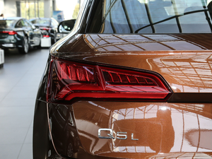 201840 TFSI sMȡ VI ^