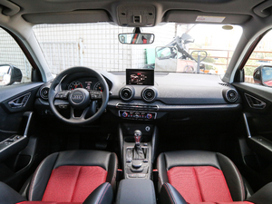 2019款35TFSI 时尚动感型 国V 内饰全景