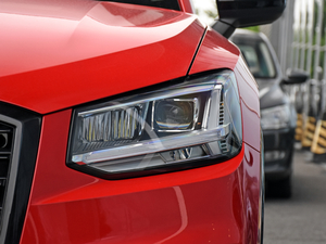 2019款35TFSI 上市专享版 国V 大灯