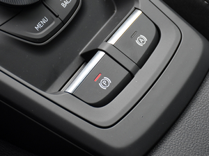 2019款35TFSI 上市专享版 国V 驻车制动器