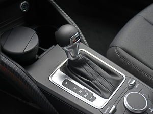 2019款35TFSI 上市专享版 国V 换挡杆