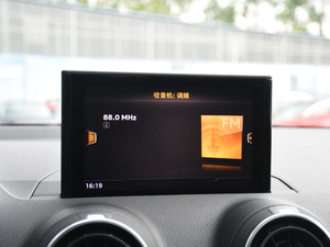 2019款35TFSI 上市专享版 国V 中控区