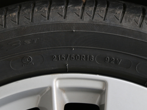 201935TFSI A V ݆̥ߴ