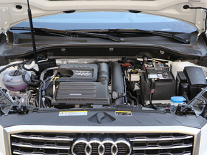 2019款35TFSI 豪华致雅型 国V 发动机